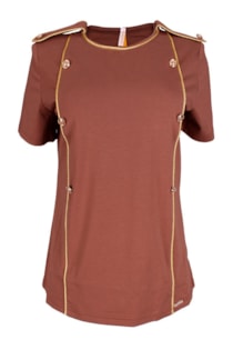 Camiseta con botones