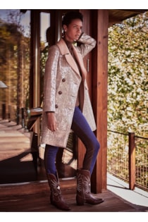 Casaco oversize com lantejoulas