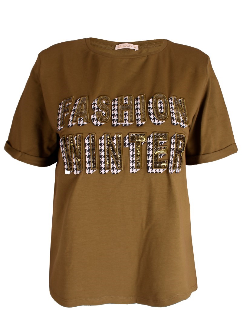 T-shirt with sequins