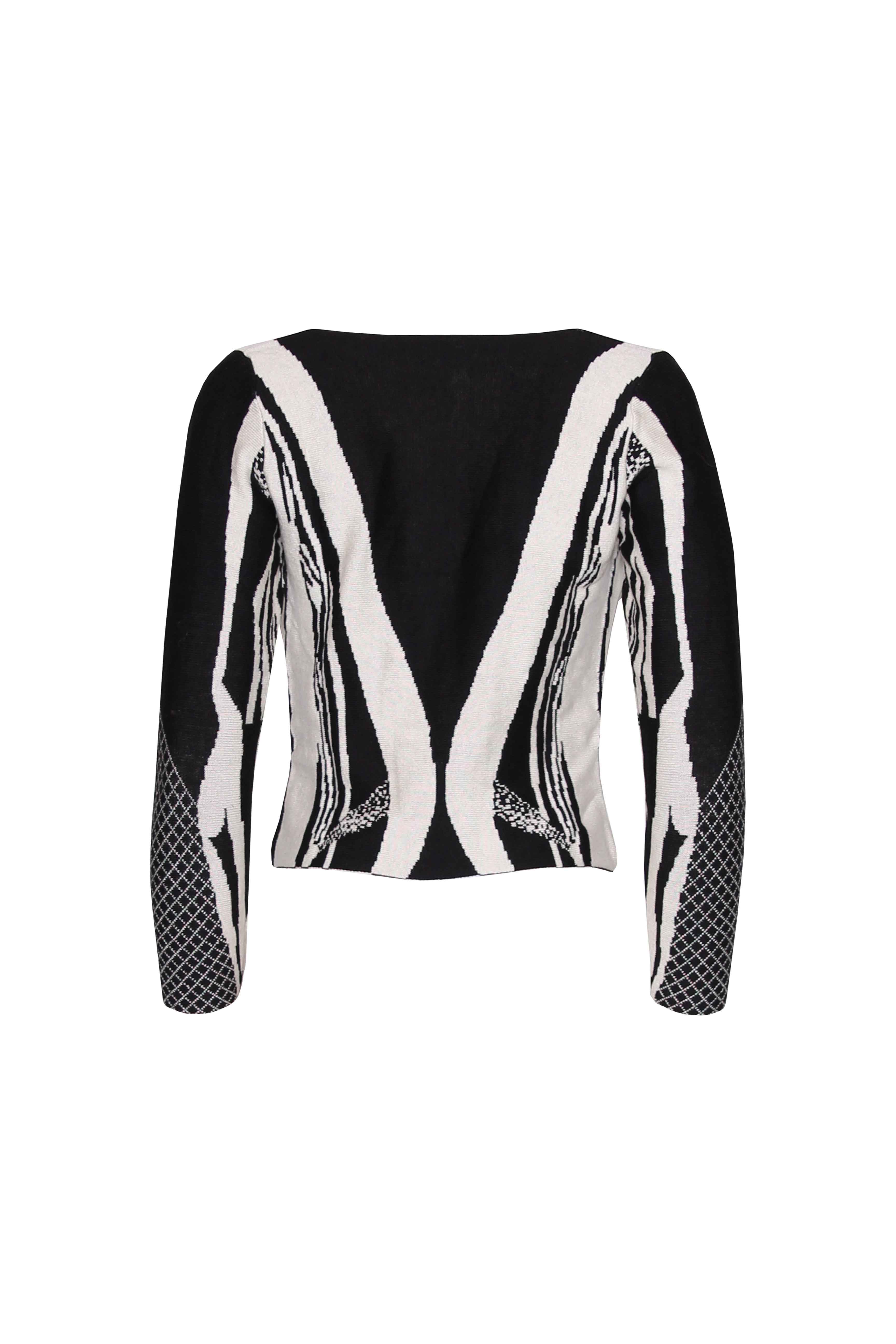 sh1403789l-black-2-
